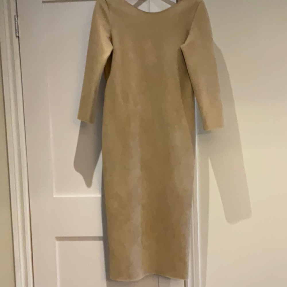 TORONTO DESIGNED STUNNING DRESS